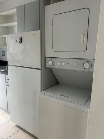 3680 Oak Ave 2, Miami, FL 33133