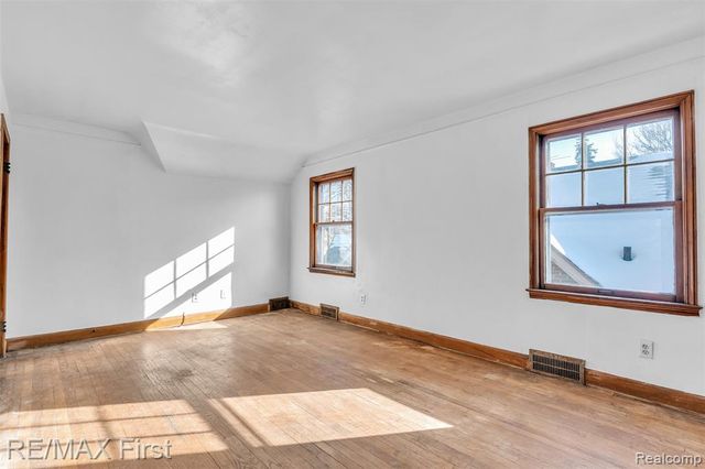 13991 Whitcomb Street, Detroit, MI 48227