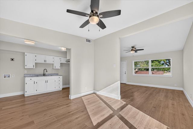 1037 W Grubb Drive, Mesquite, TX 75149