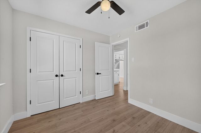 1037 W Grubb Drive, Mesquite, TX 75149