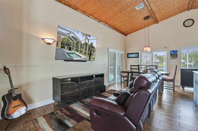 10639 Lago Welleby Dr, Sunrise, FL 33351