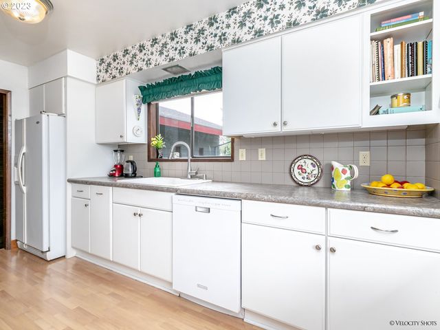 35170 Se HIGHWAY 211, Boring, OR 97009