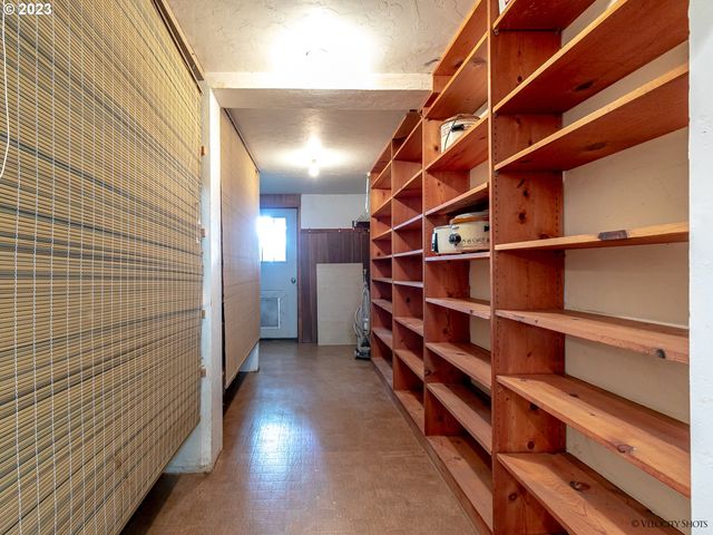 35170 Se HIGHWAY 211, Boring, OR 97009