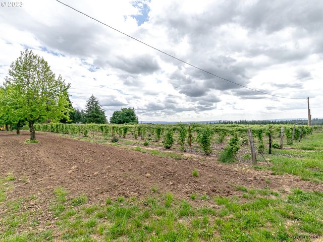 35170 Se HIGHWAY 211, Boring, OR 97009