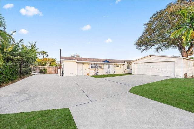 10330 SW 103 court, Miami, FL 33176