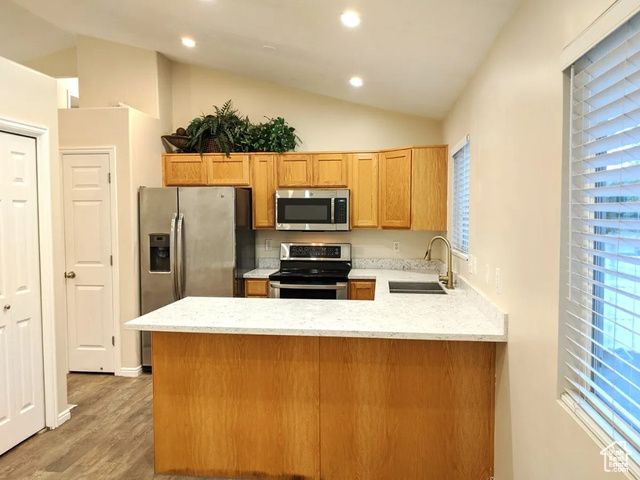 2237 W CRAIG LN, Syracuse, UT 84075