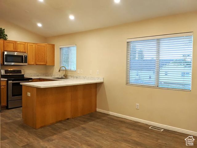 2237 W CRAIG LN, Syracuse, UT 84075