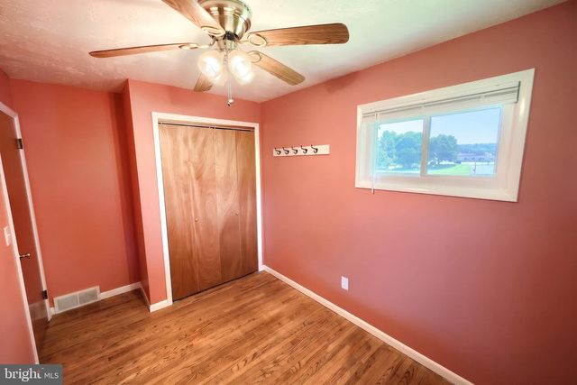 620 MEMORY LN, Red Lion, PA 17356