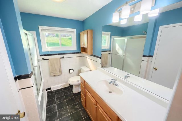 620 MEMORY LN, Red Lion, PA 17356