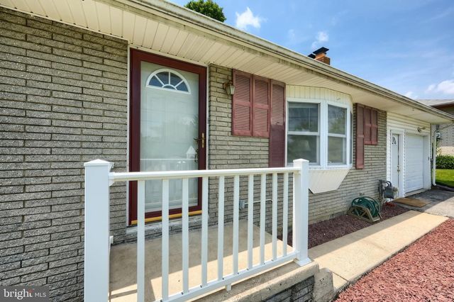 620 MEMORY LN, Red Lion, PA 17356