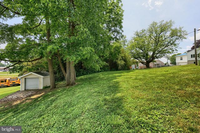 620 MEMORY LN, Red Lion, PA 17356
