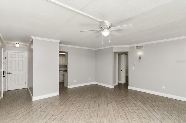 4609 W NORTH B STREET 111, Tampa, FL 33609