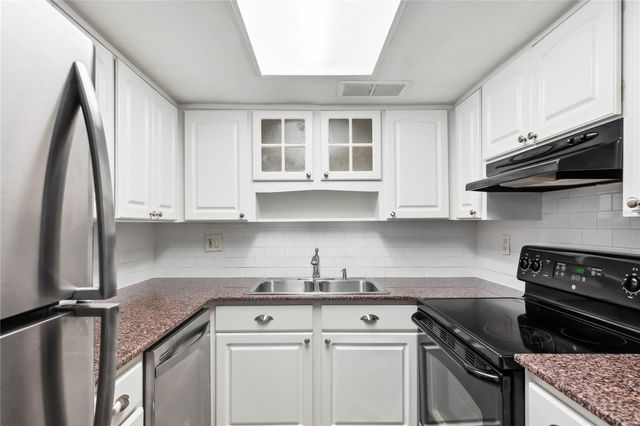 4609 W NORTH B STREET 111, Tampa, FL 33609