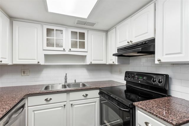 4609 W NORTH B STREET 111, Tampa, FL 33609