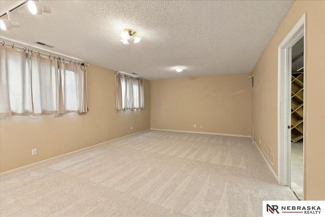 2628 Bishop Road, Lincoln, NE 68502