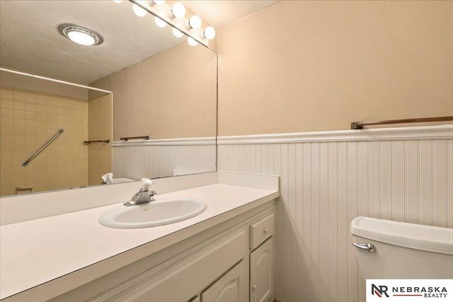 2628 Bishop Road, Lincoln, NE 68502