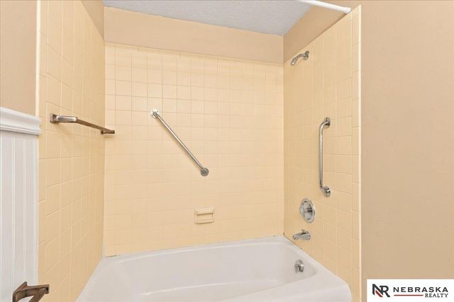 2628 Bishop Road, Lincoln, NE 68502