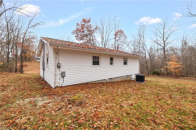 10301 Nc Highway 87, Reidsville, NC 27320