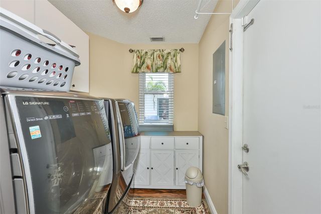 210 LINGER LANE, Sun City Center, FL 33573