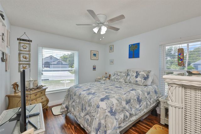 210 LINGER LANE, Sun City Center, FL 33573