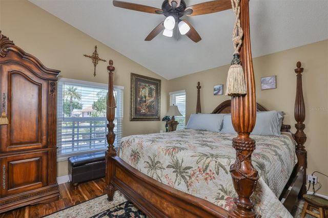 210 LINGER LANE, Sun City Center, FL 33573