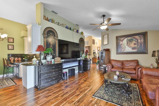 210 LINGER LANE, Sun City Center, FL 33573