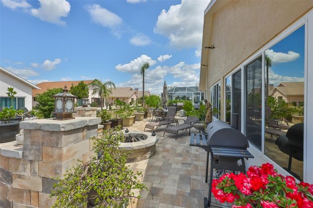 210 LINGER LANE, Sun City Center, FL 33573