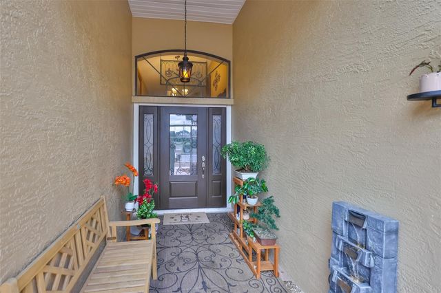 210 LINGER LANE, Sun City Center, FL 33573