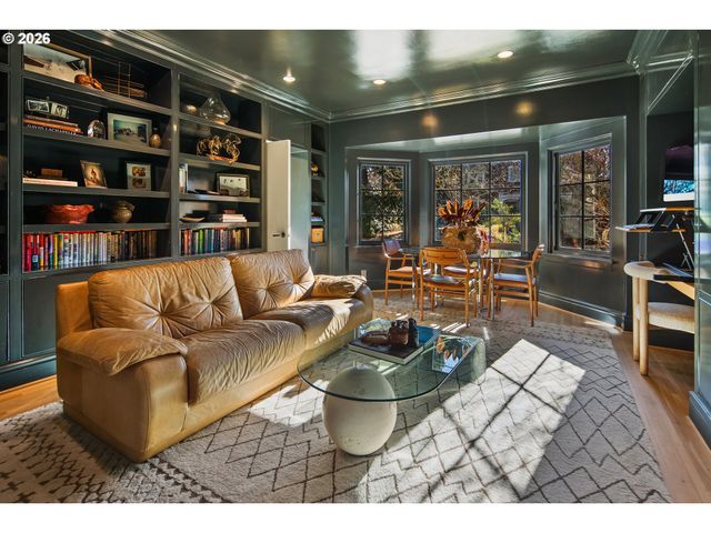 2208 Ne 28TH Ave, Portland, OR 97212