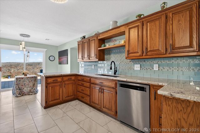 3730 E Mountain Road, Bartlesville, OK 74003