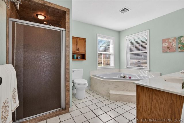 3730 E Mountain Road, Bartlesville, OK 74003