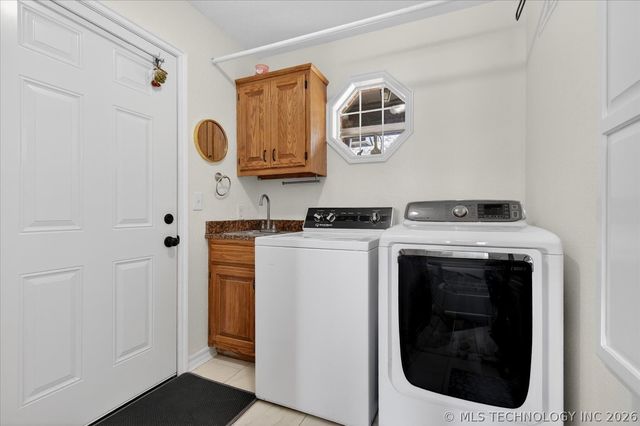 3730 E Mountain Road, Bartlesville, OK 74003