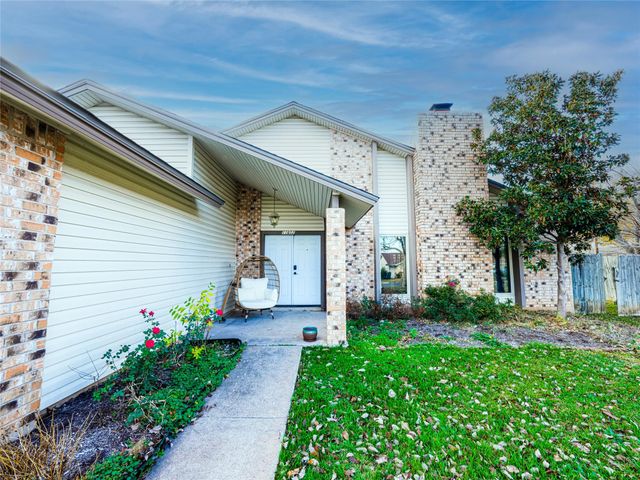 11602 Crosstimber DR, Austin, TX 78750