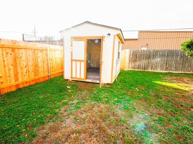 11602 Crosstimber DR, Austin, TX 78750