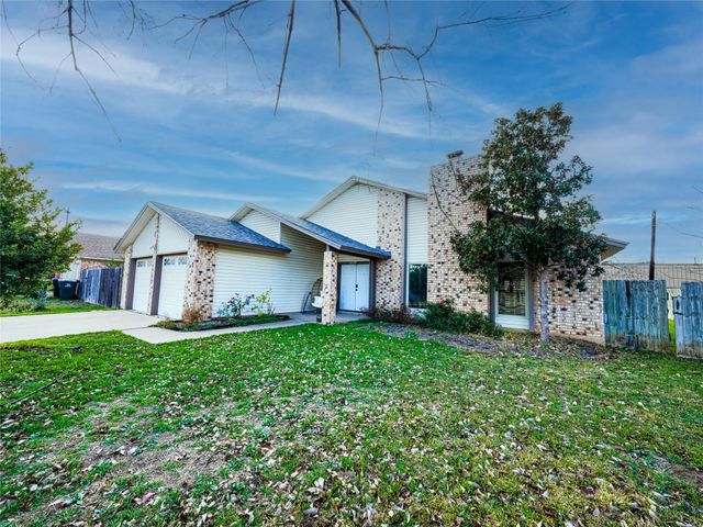 11602 Crosstimber DR, Austin, TX 78750