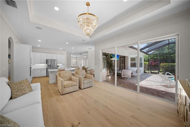 10023 Escambia Bay CT, Naples, FL 34120