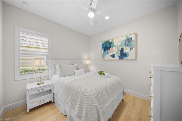 10023 Escambia Bay CT, Naples, FL 34120