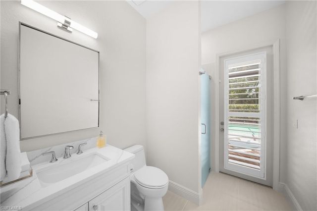 10023 Escambia Bay CT, Naples, FL 34120