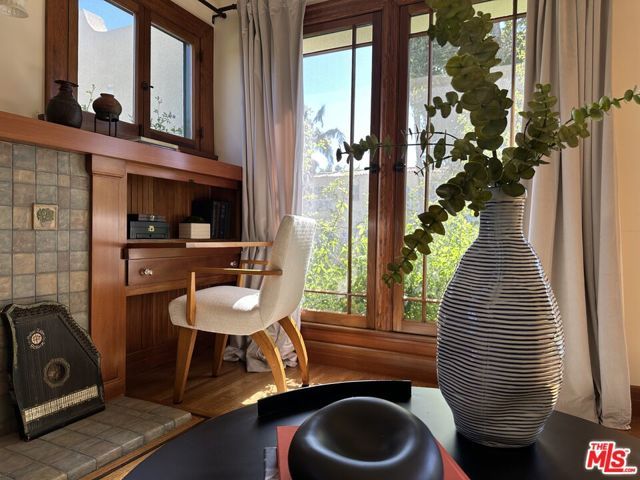 750 N Edinburgh Avenue, Los Angeles, CA 90046