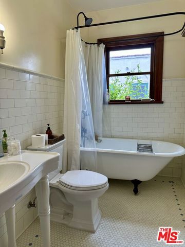 750 N Edinburgh Avenue, Los Angeles, CA 90046