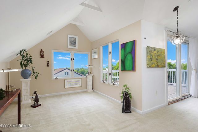 75 Portland Road, Highlands, NJ 07732