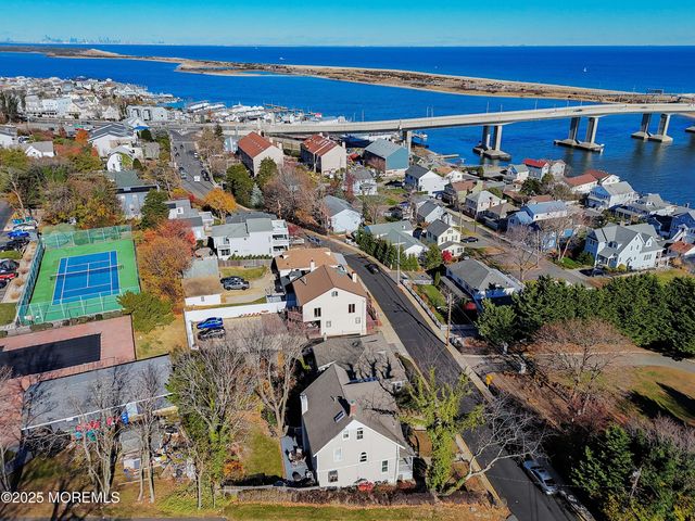 75 Portland Road, Highlands, NJ 07732