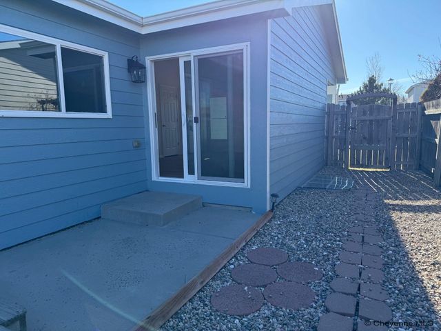 4716 SADDLEBACK DR, Cheyenne, WY 82001