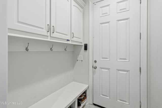 111 Camden Lake Drive, Madison, MS 39110