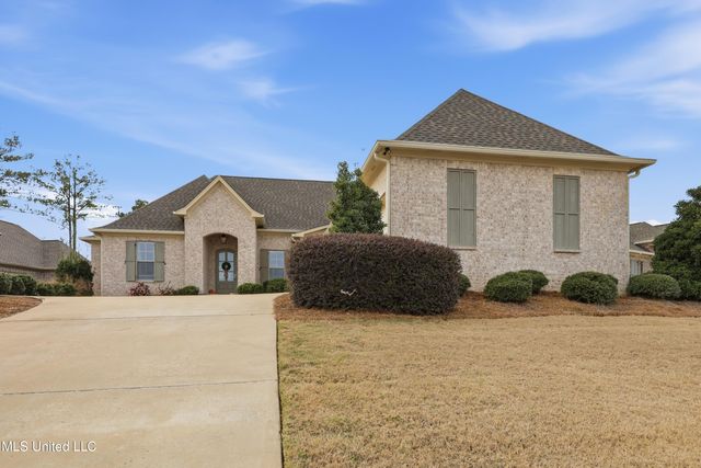 111 Camden Lake Drive, Madison, MS 39110