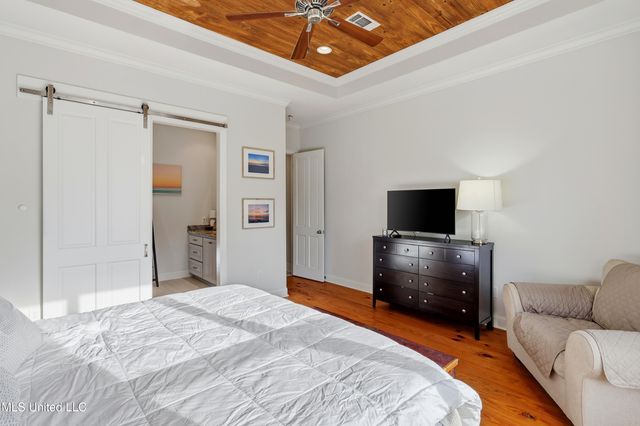 111 Camden Lake Drive, Madison, MS 39110