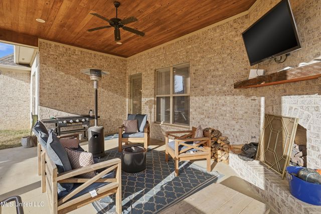 111 Camden Lake Drive, Madison, MS 39110