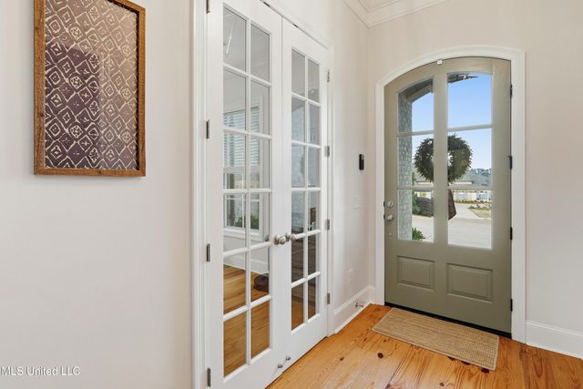 111 Camden Lake Drive, Madison, MS 39110