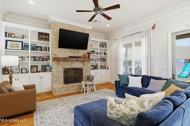 111 Camden Lake Drive, Madison, MS 39110