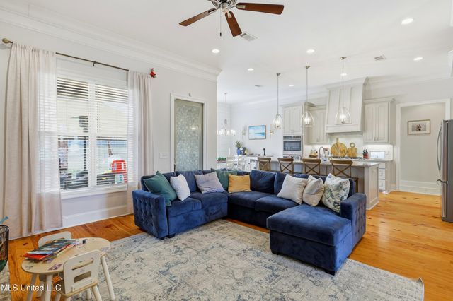 111 Camden Lake Drive, Madison, MS 39110